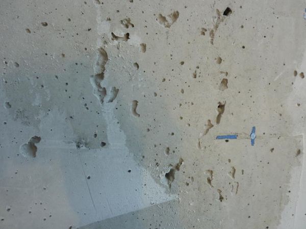 Muren: structuurverf of egaal laten? Vinyl behang overschilderen