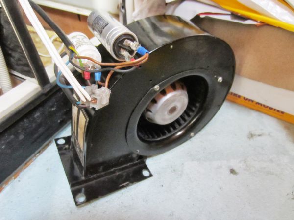 103103_Ventilator_6_1.jpg