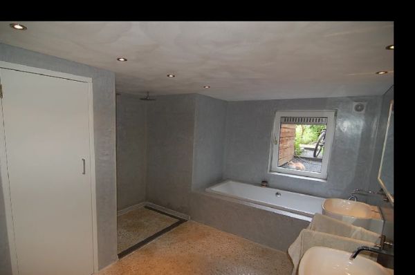 Douche verven i.p.v. tegels Tegels verven badkamer