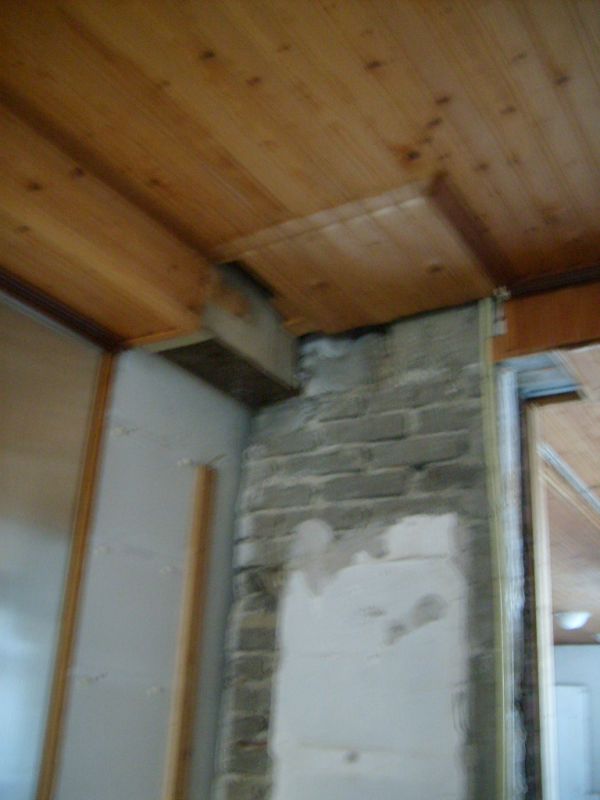 103912_S6301817_2.jpg
