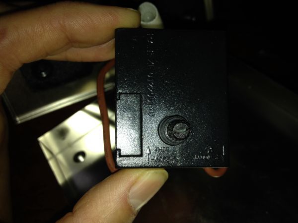 104078_image_2.jpg