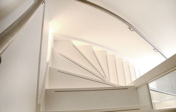 104256_2Trap_wit_bovenaf2_artec_bovenkwart_1.jpg