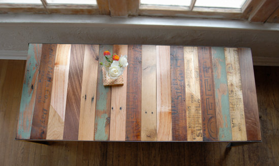 105502_reclaimedwoodresurfacetable2_1.jpg