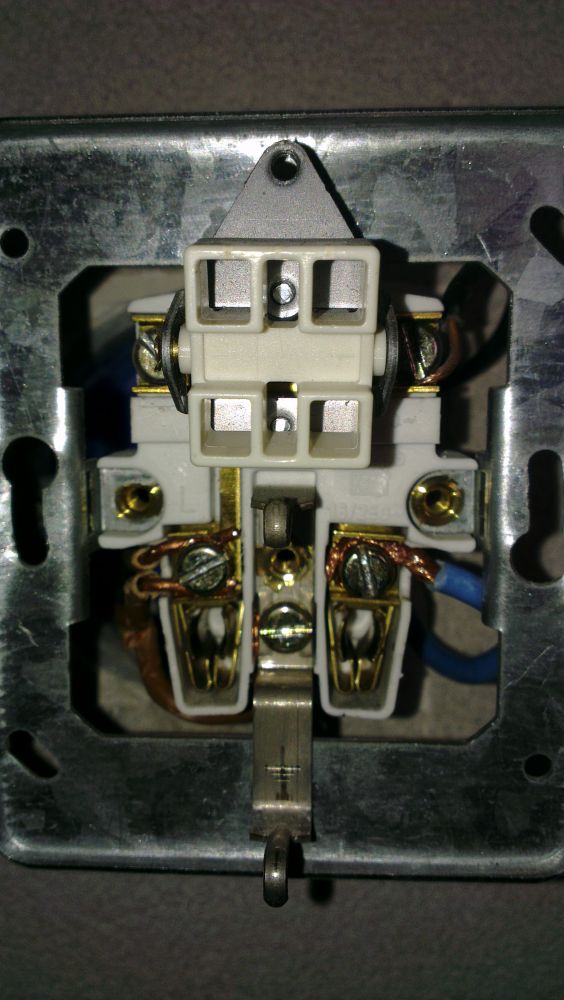 105869_IMAG0823_1.jpg