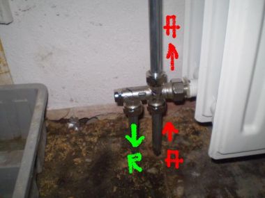 11253_1_links_aangesloten_radiator_1.jpg