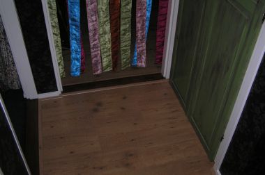 13367_PB274710a_1.jpg