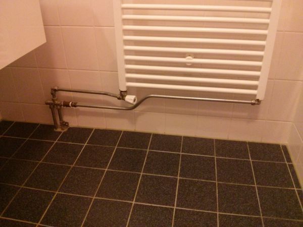 Grammatica Mevrouw baden Aansluiting radiator verplaatsen | KLUSIDEE.NL