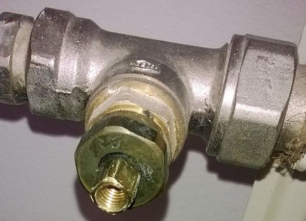 23314_radiatorkraan_1.jpg