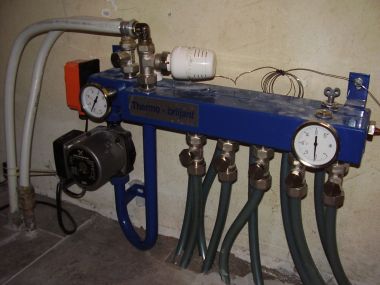 41129_foto_verdeelunit_vloerverwarming_13.jpg
