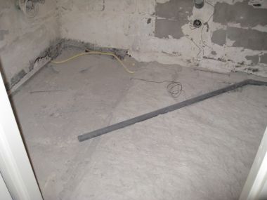 Cement Ondervloer Storten In Badkamer, Afdichtspul Nodig? | Klusidee.Nl