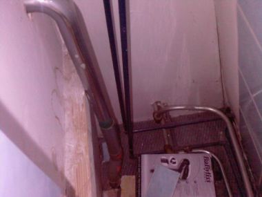 48176_badkamer_05_achter_het_muurtje_1.jpg