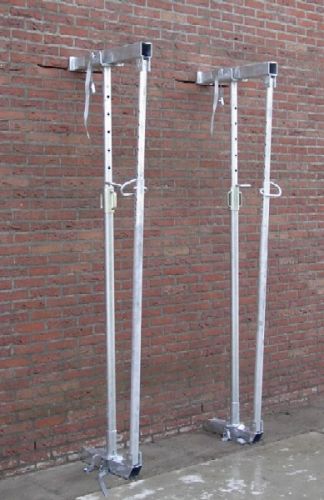 5368_StutAlon1_1.jpg