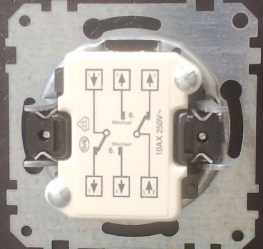 67473_05082010269_1.jpg