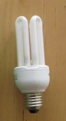 89_wittespaarlamp_1.jpg