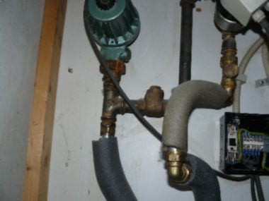 96028_verwarming_pomp_en_klep_1.jpg