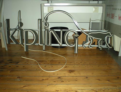 98822_001_1.jpg