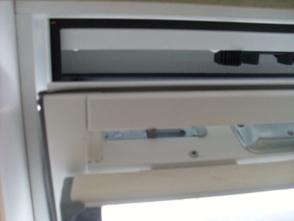 107808_SL384307_1.jpg