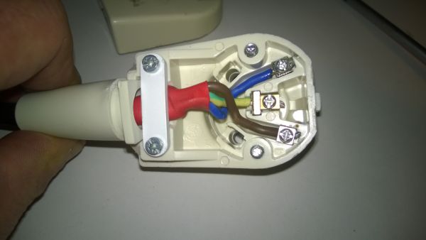 108413_perilex_stekker_2_2.jpg