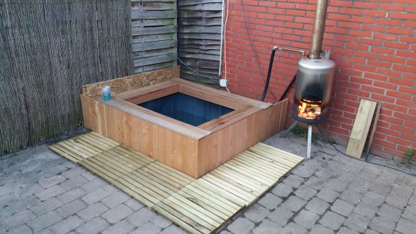 Wonderbaar Houtgestookte jacuzzi/hottub van IBC container PM-21