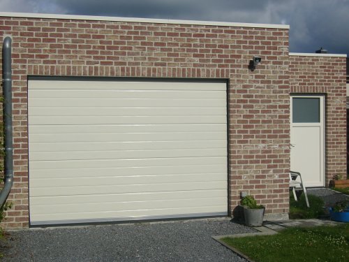 112501_sectionaaldeur_2_1.jpg