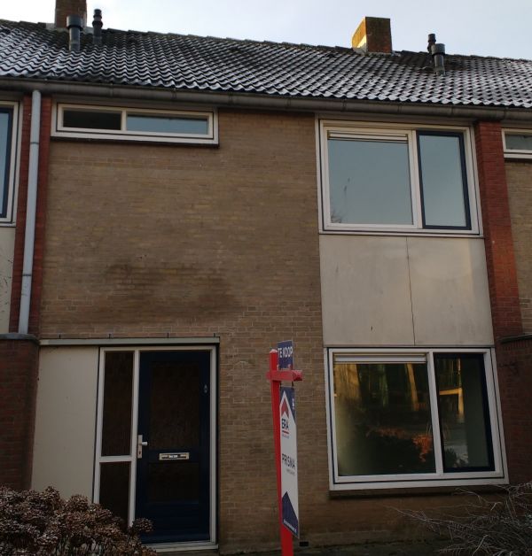 Natte Plek Op Buitenmuur Door Regenwater Oorzaken En Oplossingen