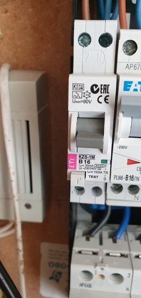 Aardlekautomaat vervangen | KLUSIDEE.NL Aardlekautomaat Vervangen | Klusidee.Nl