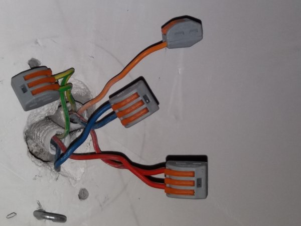Lamp aansluiten | KLUSIDEE.NL Lamp Aansluiten | Klusidee.Nl