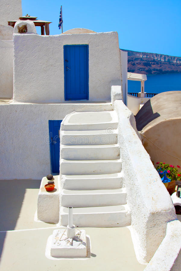 120536_beautifuloiasantoriniislandflightstairsvillagegreece32644279_1.jpg