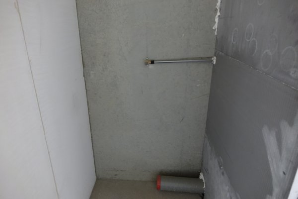 120908_Toilet_1.jpg