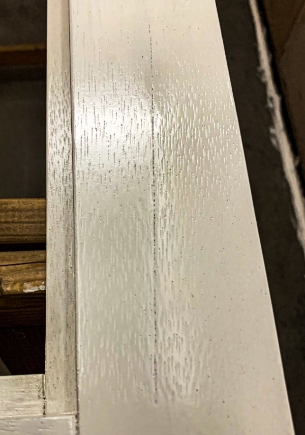Hoe Een Scheur In Een Houten Deur Repareren?