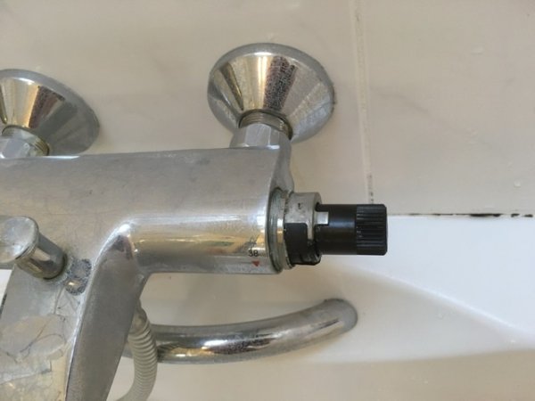 personeelszaken gesloten kant Hoe kan ik deze Grohe thermostatische badkraan ontkalken? | KLUSIDEE.NL
