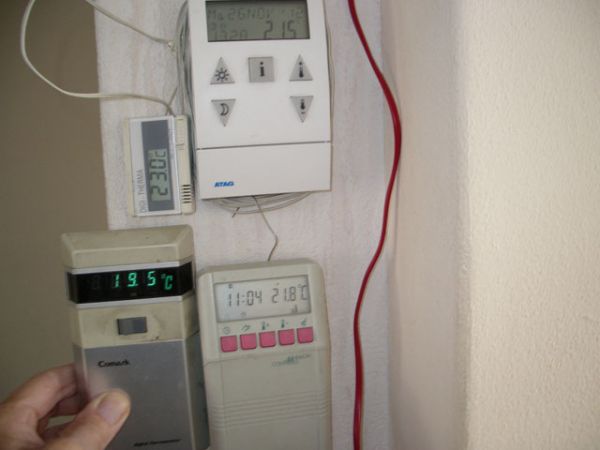 29035_Temperatuurmeter_4_displays_640x480_1.jpg