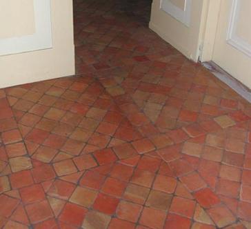 Maakte zich klaar tuin periode Bleken / Whitewashen terracotta rode estrikken tegelvloer | KLUSIDEE.NL