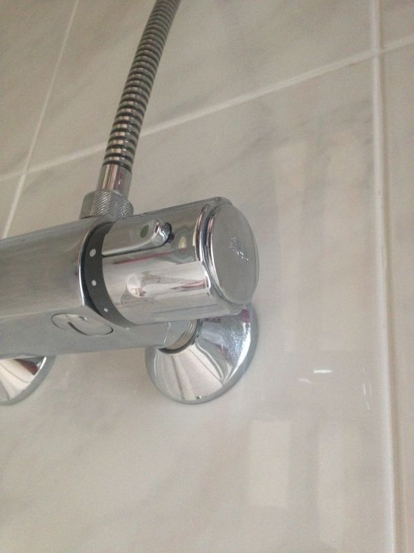 Naar behoren Weigering erectie Grohe douche kraan lekt uit douche kop | KLUSIDEE.NL