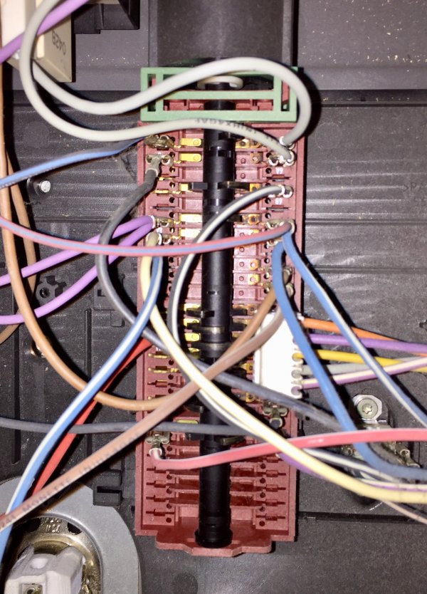 49910_D4BD2C56E61C4F6E85EEE63C754740F0_1.jpg