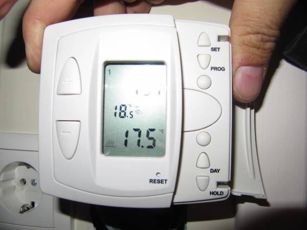 Ideaal Ijveraar invoer Plieger efh vloerverwarming thermostaat vervanger | KLUSIDEE.NL