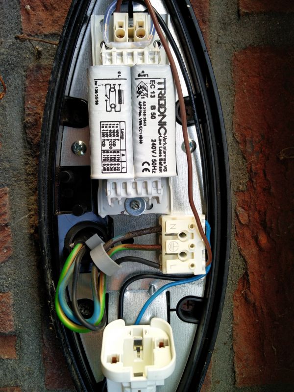 8231_buitenlamp_PL_Led_balast_orgineel_1.jpg
