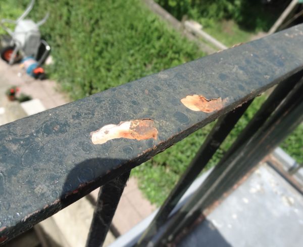 Jong Abnormaal Absorberend Metalen HEK en BALKON schilderen | KLUSIDEE.NL