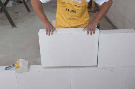 Een wand van gasbeton maken